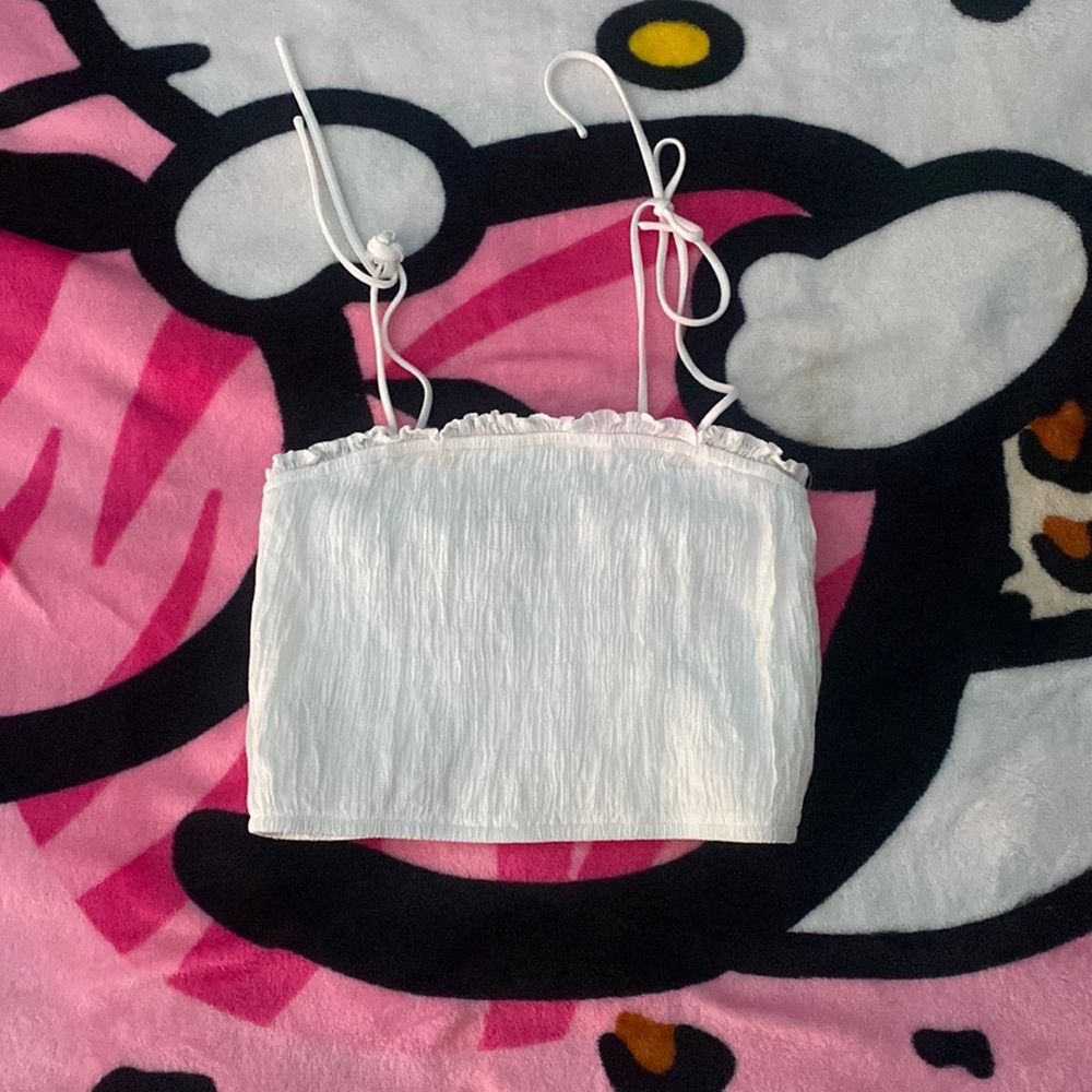 White crop top!!!